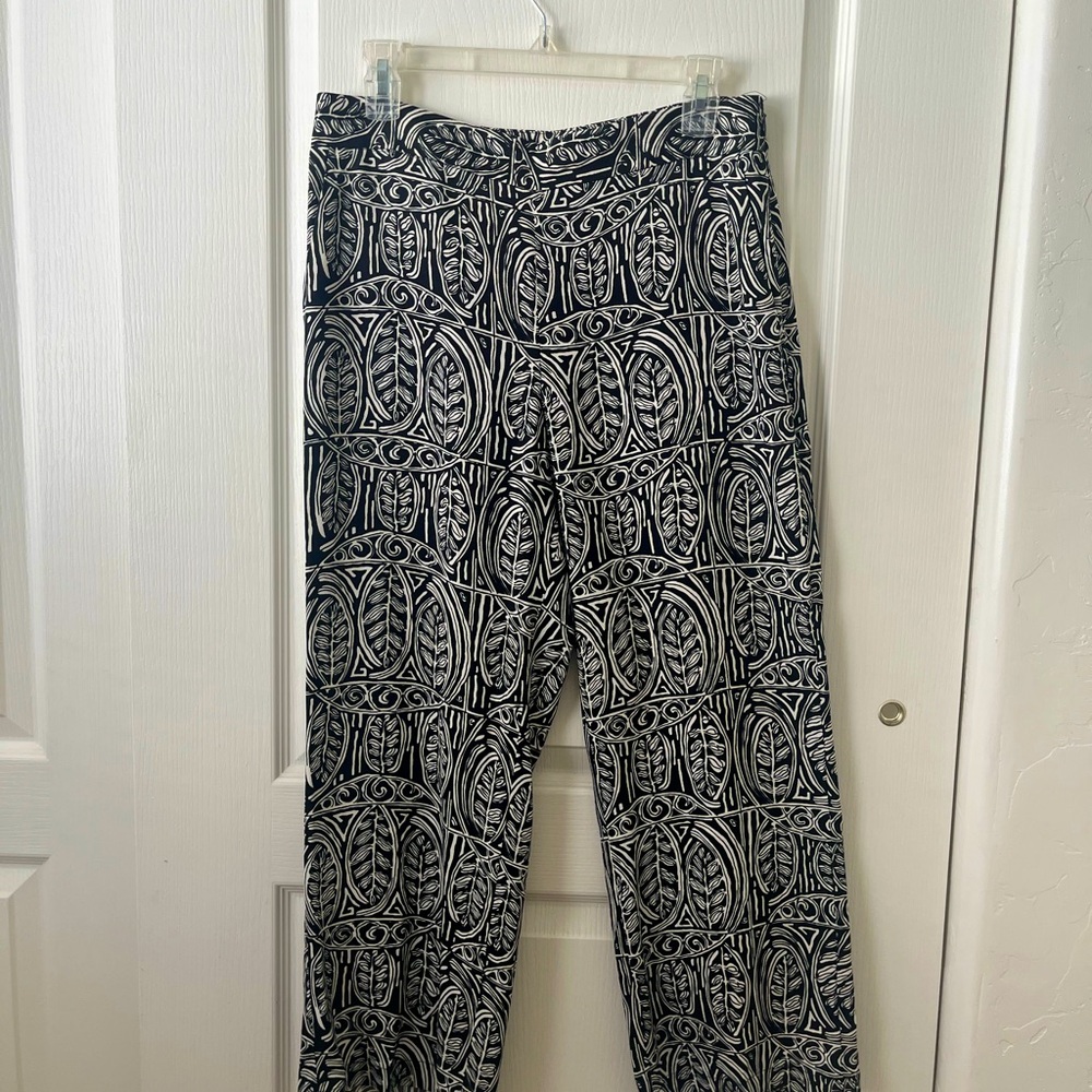 LOFT Black and White Abstract Print Pants